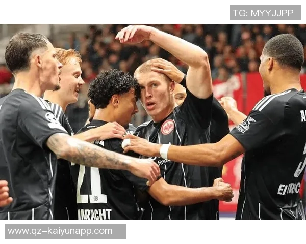 卡拉格调整利物浦首发阵容维尔茨替换加克波埃基蒂克与伊萨克齐登场